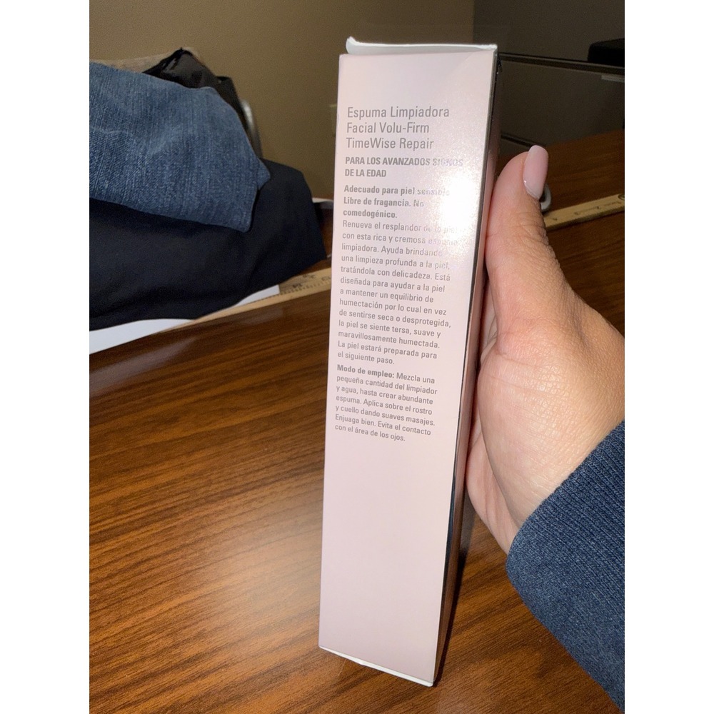 Mary Kay TimeWise Repair Volu-Firm Foaming Cleanser 4.5 oz Anti-Aging Face Wash - Picture 4 of 5